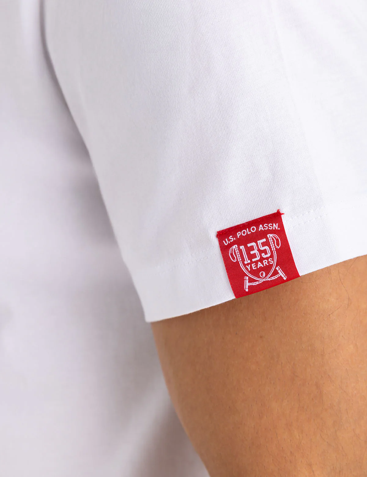 135 ANNIVERSARY EMBOSSED T-SHIRT - Image 4