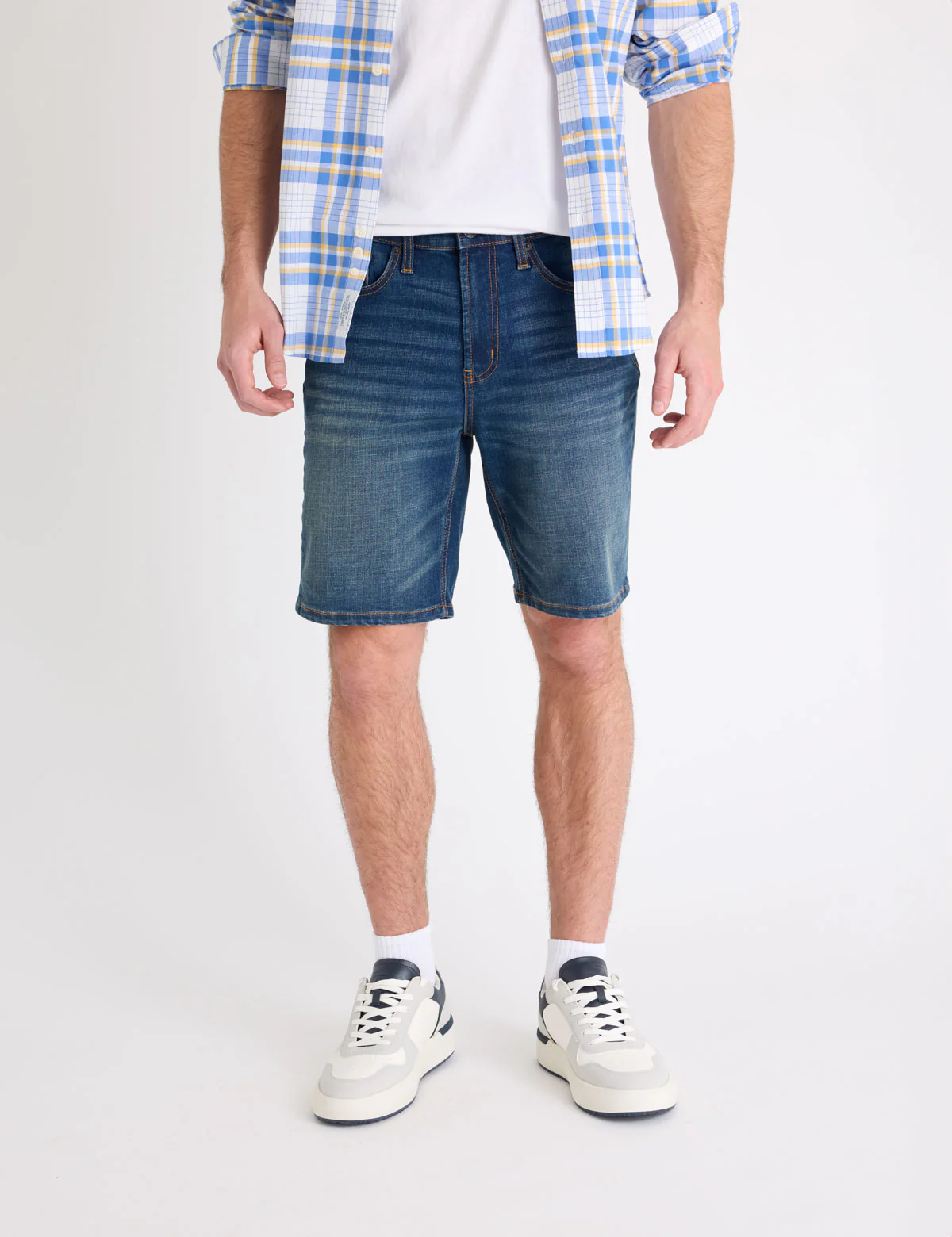 5 POCKET SLIM STRAIGHT 9.5" DENIM SHORTS