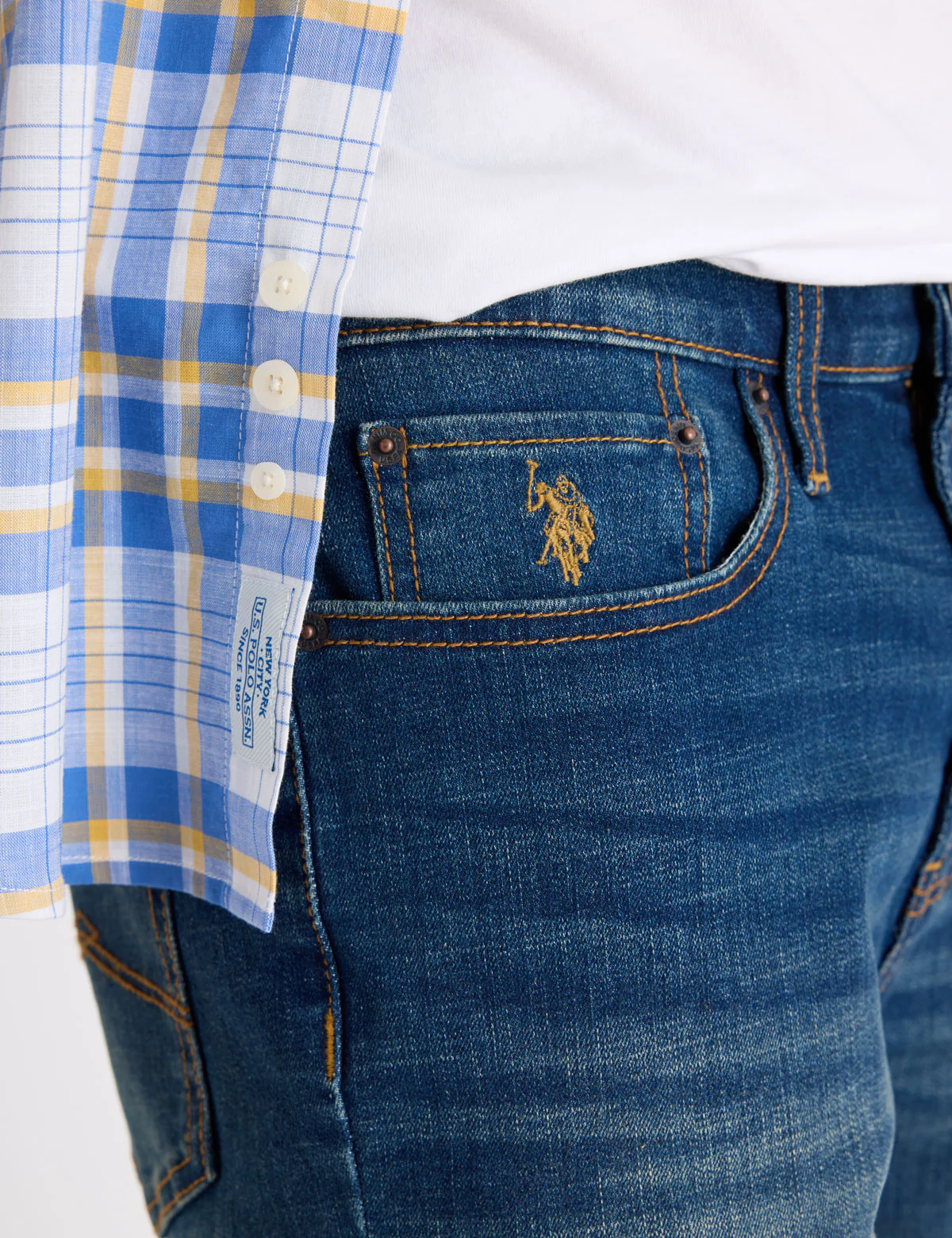5 POCKET SLIM STRAIGHT 9.5" DENIM SHORTS - Image 3