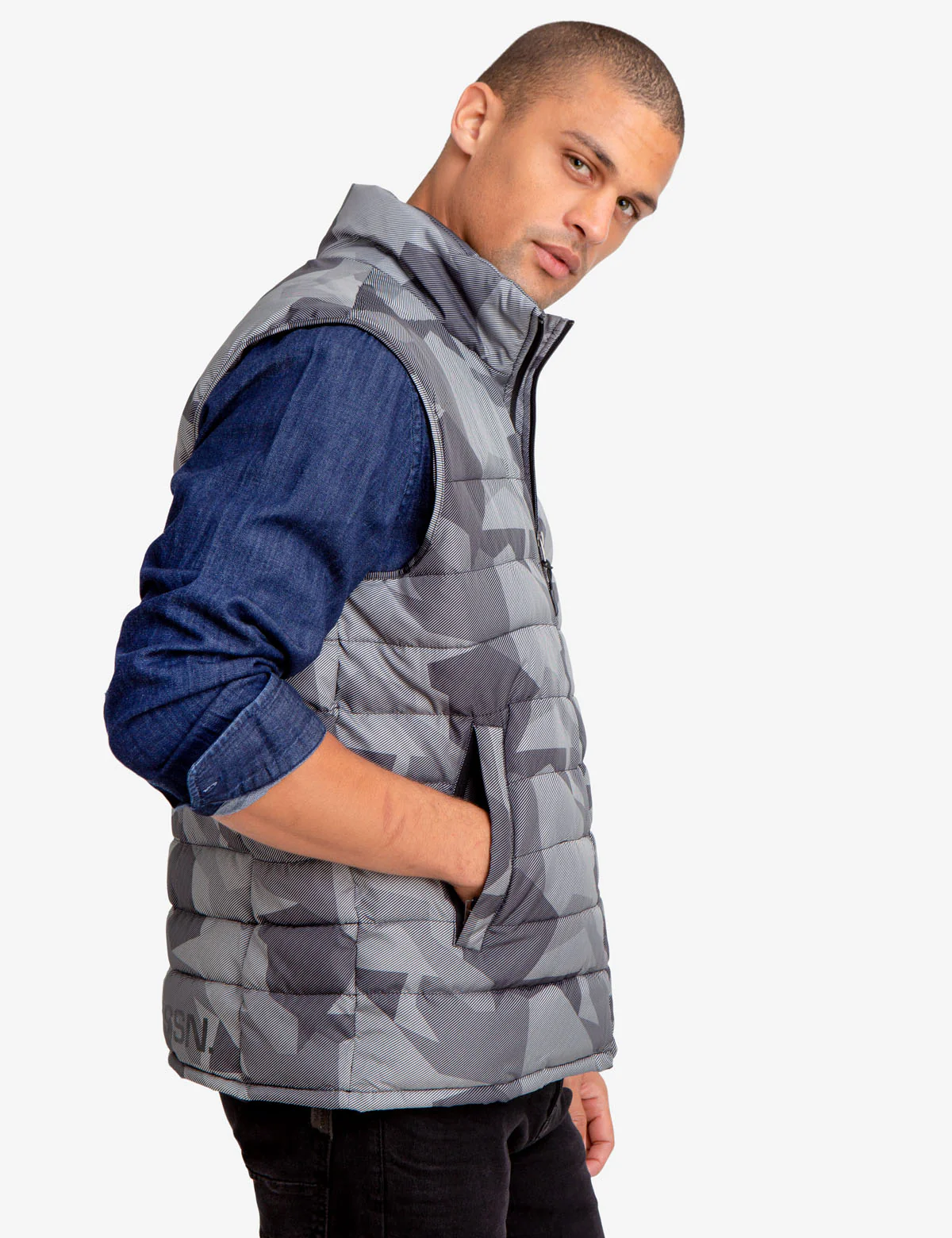 GEOMETRIC CAMO PUFFER VEST - Image 3