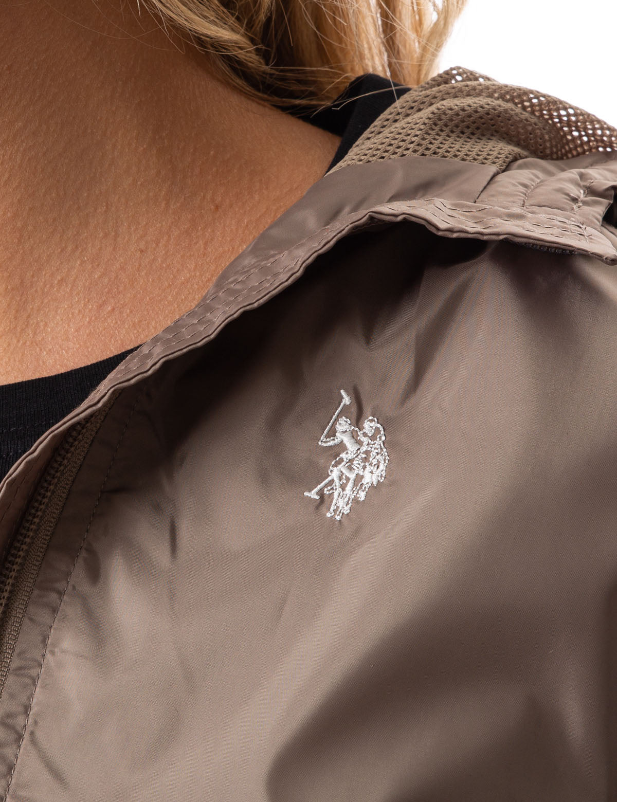 BASIC WINDBREAKER - Image 11