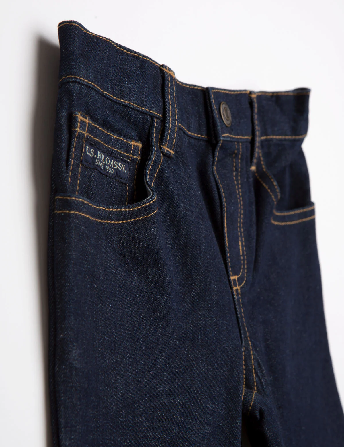 BOYS 3 PIECE SET - TEE, FLEECE & JEANS - Image 3
