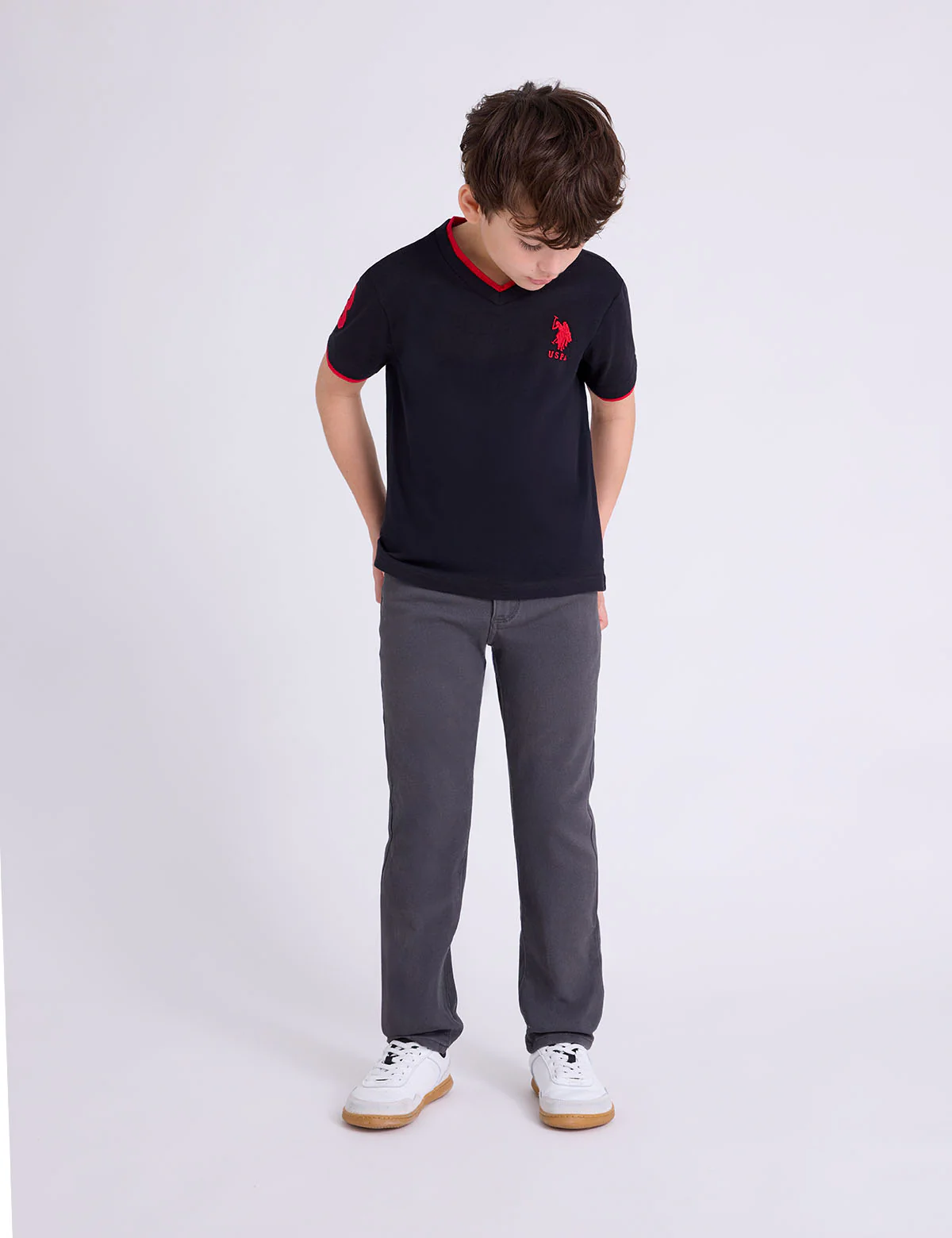 BOYS BASIC V-NECK T-SHIRT - Image 8