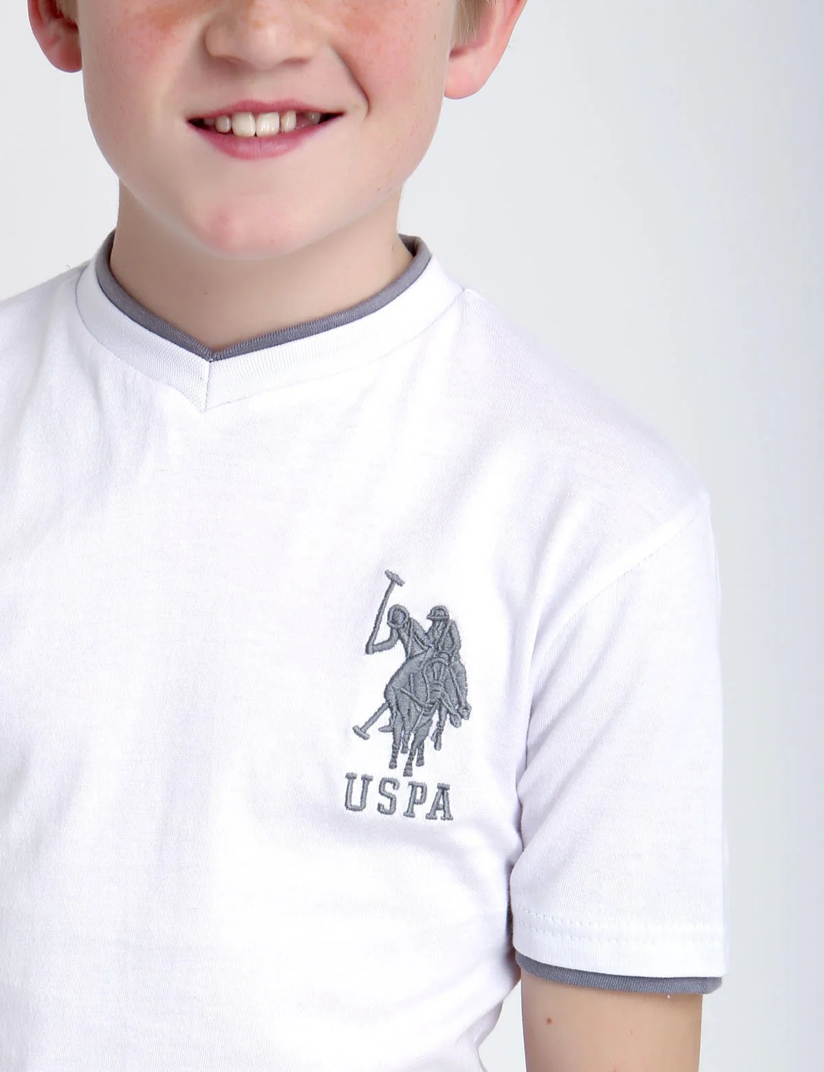 Boys V-Neck Big Logo T-Shirt - Image 42