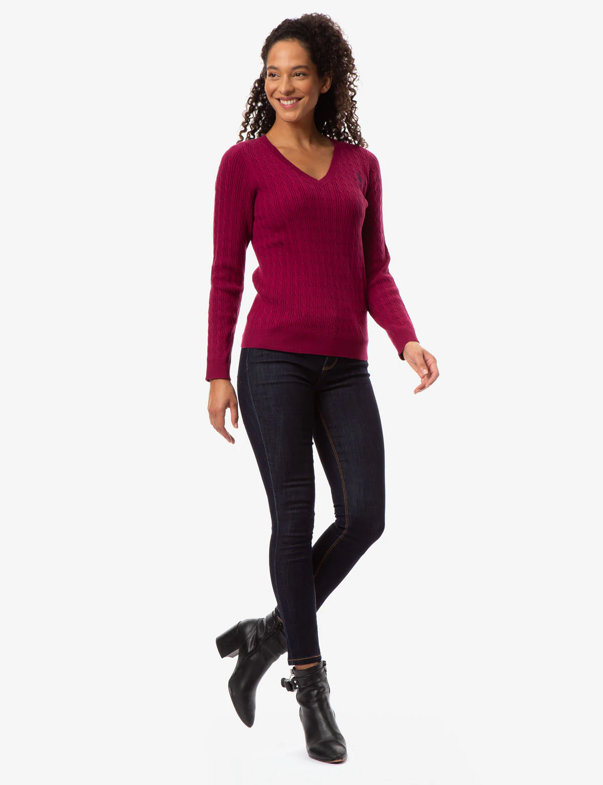 CABLE KNIT V-NECK SWEATER - Image 17