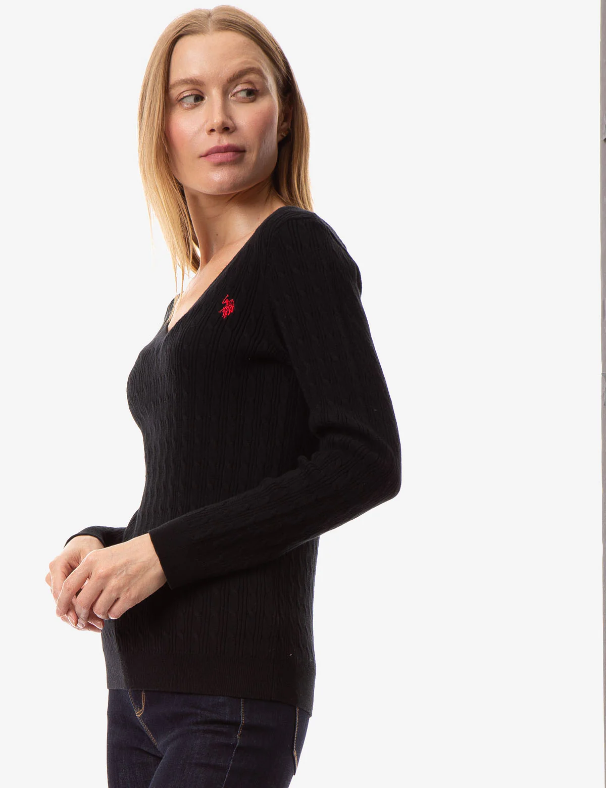 CABLE KNIT V-NECK SWEATER - Image 7