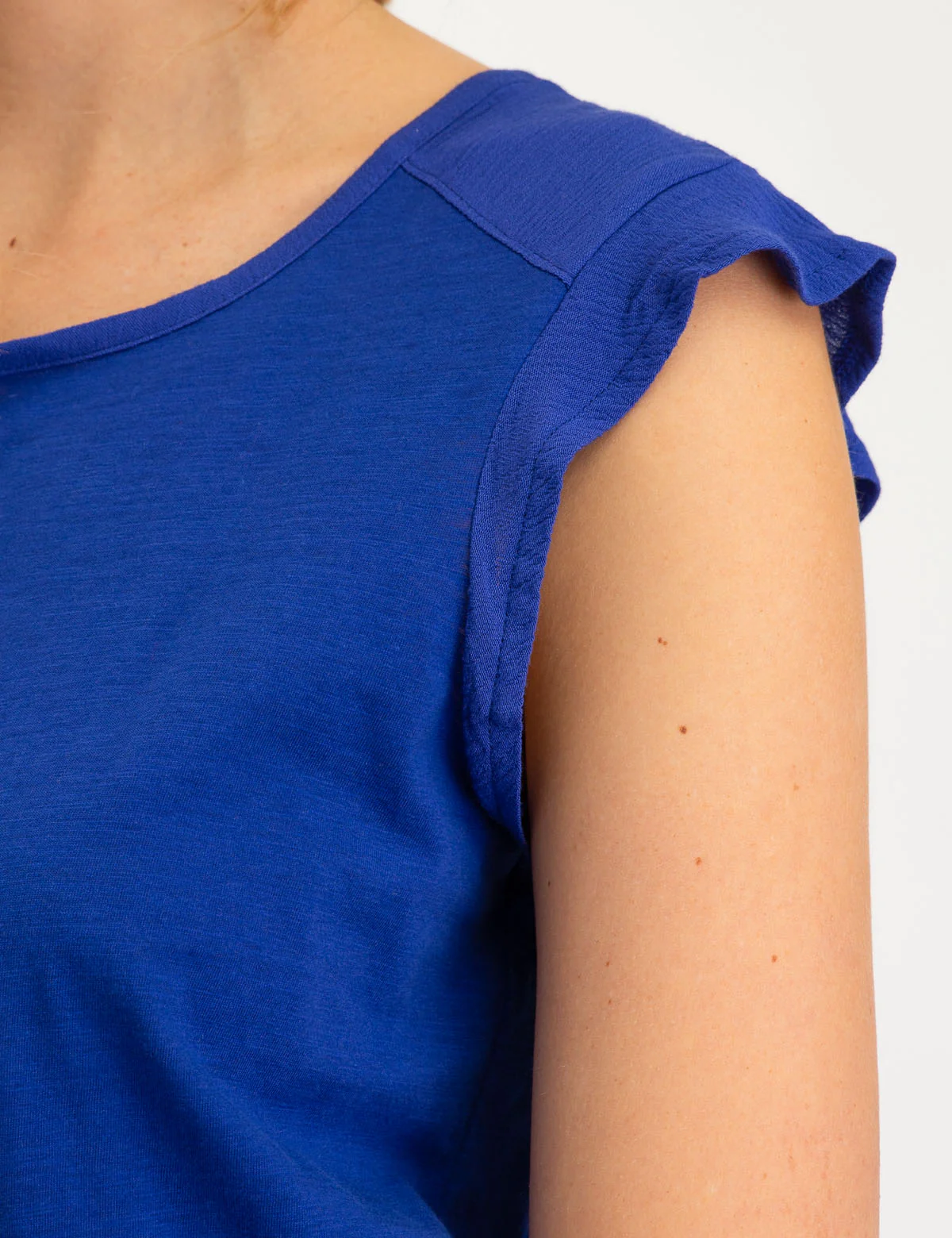 CHIFFON RUFFLE TOP - Image 7