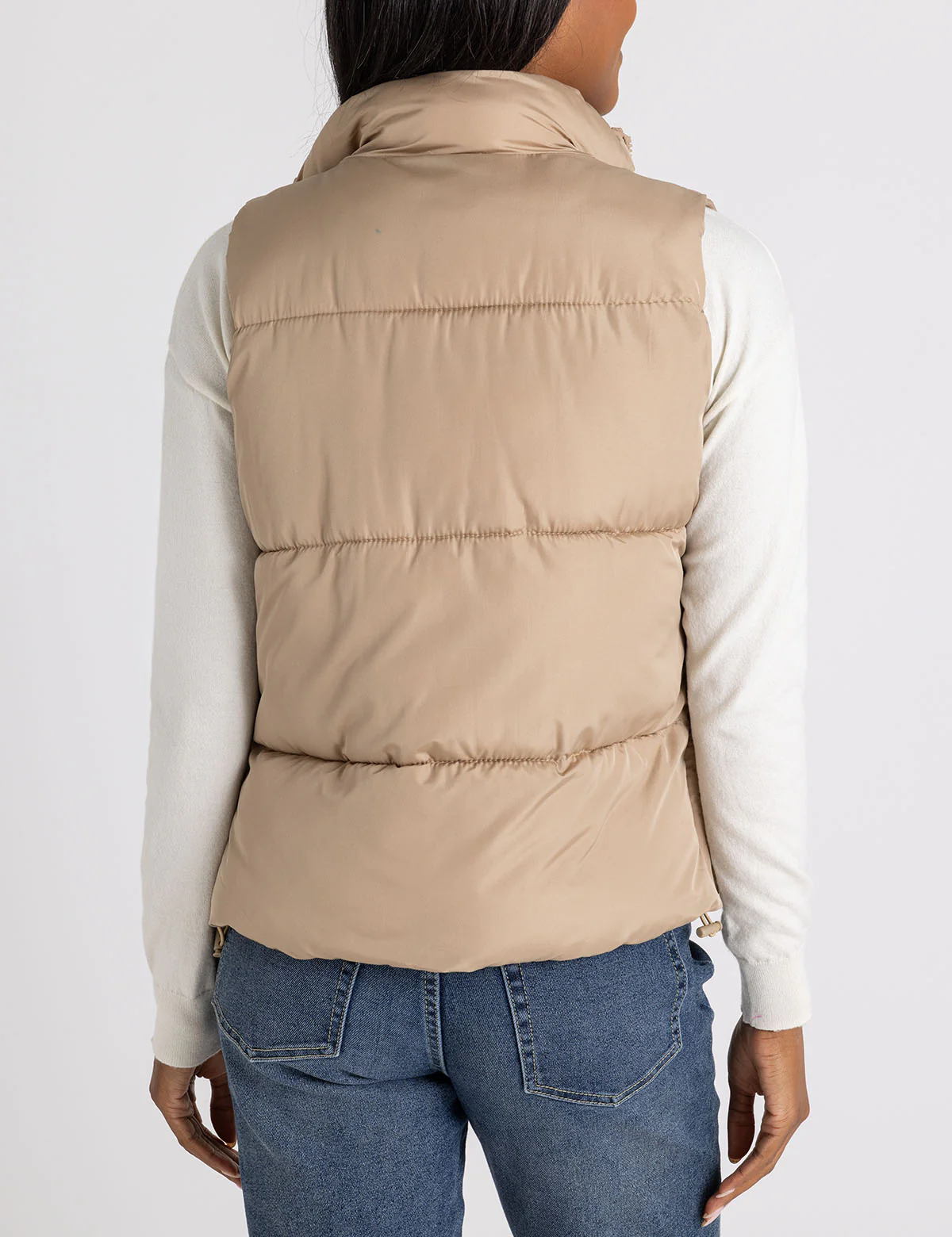CLASSIC PUFFER VEST WITH ZIP POCKETS - Image 26