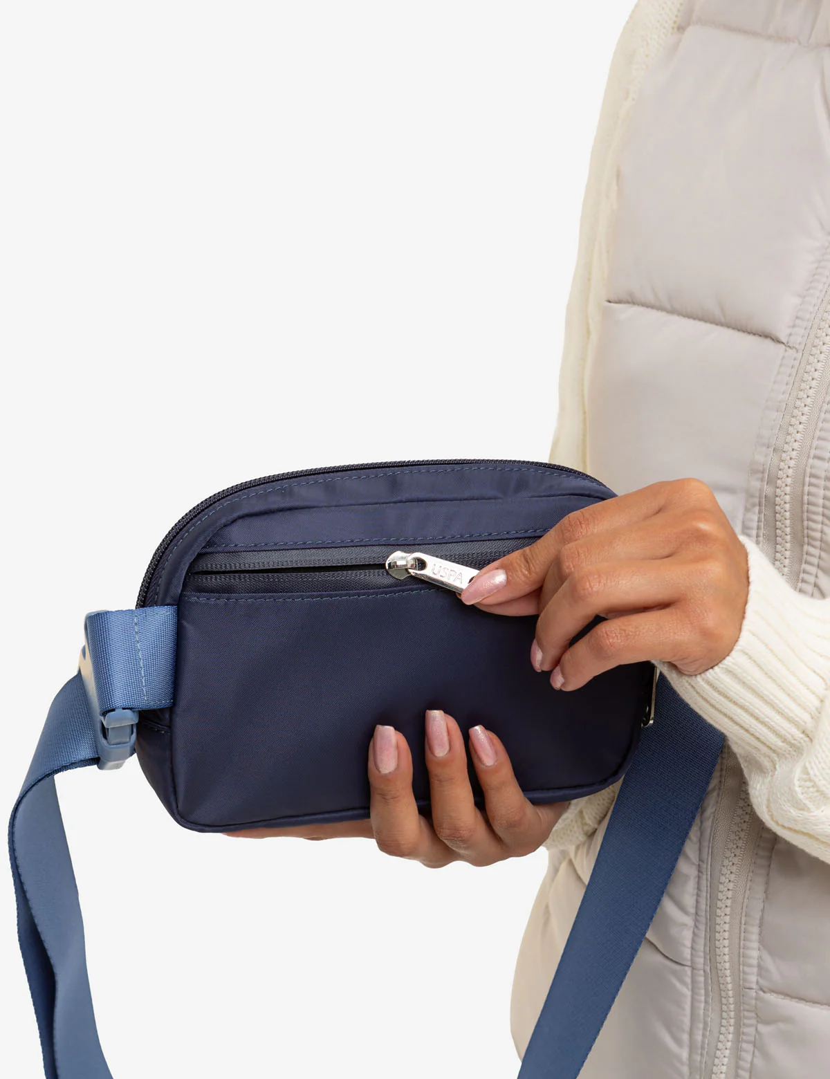 CLASSIC ZIP BELT BAG - Image 3