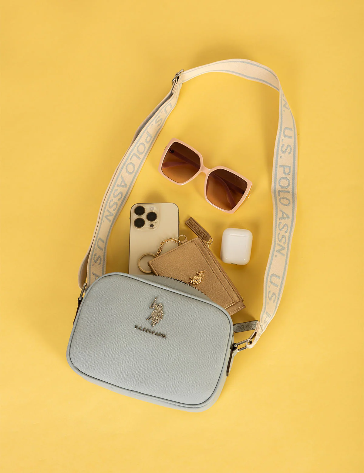 CLASSIC ZIP CROSSBODY BAG - Image 17