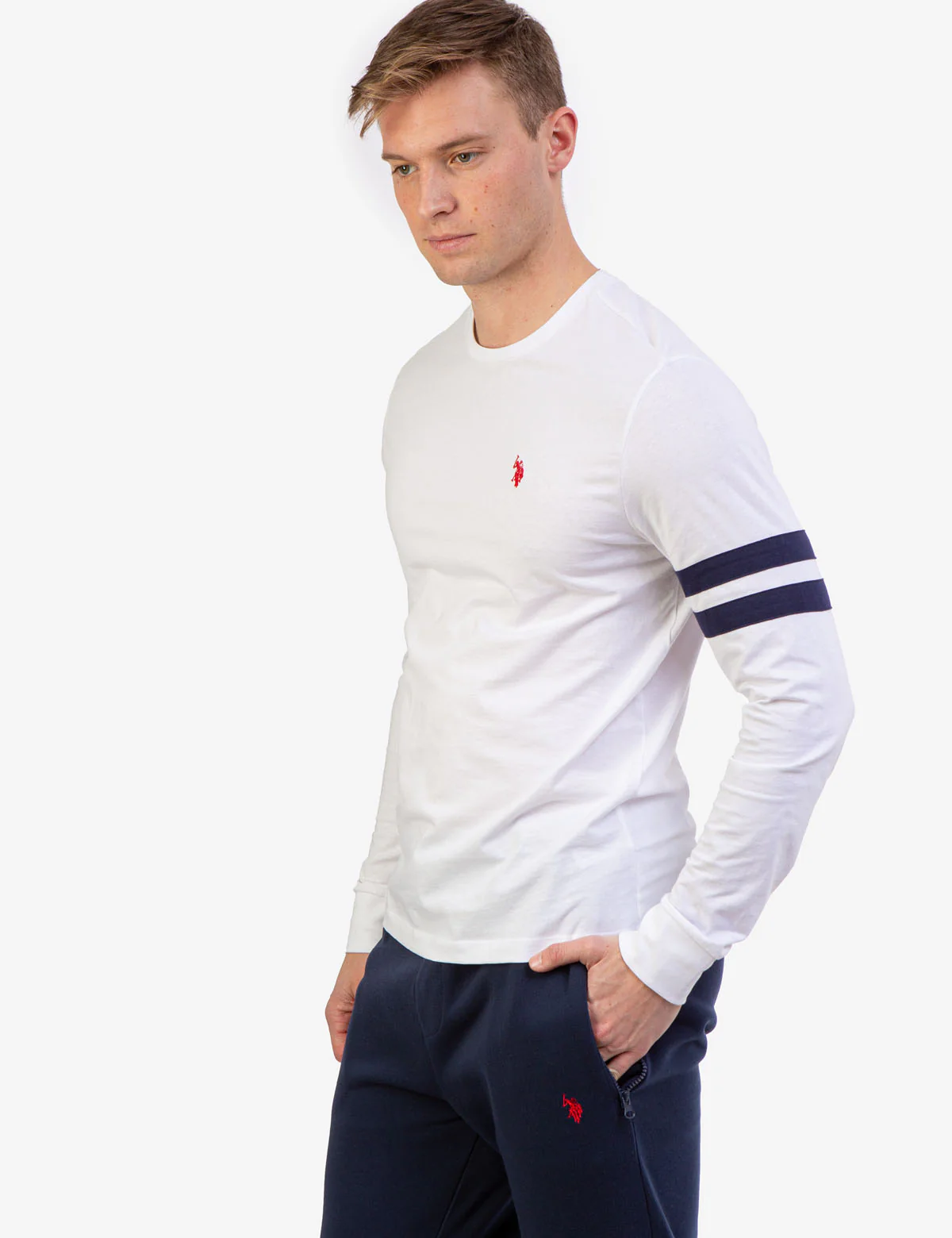CREW NECK LONG SLEEVE LOGO T-SHIRT - Image 9