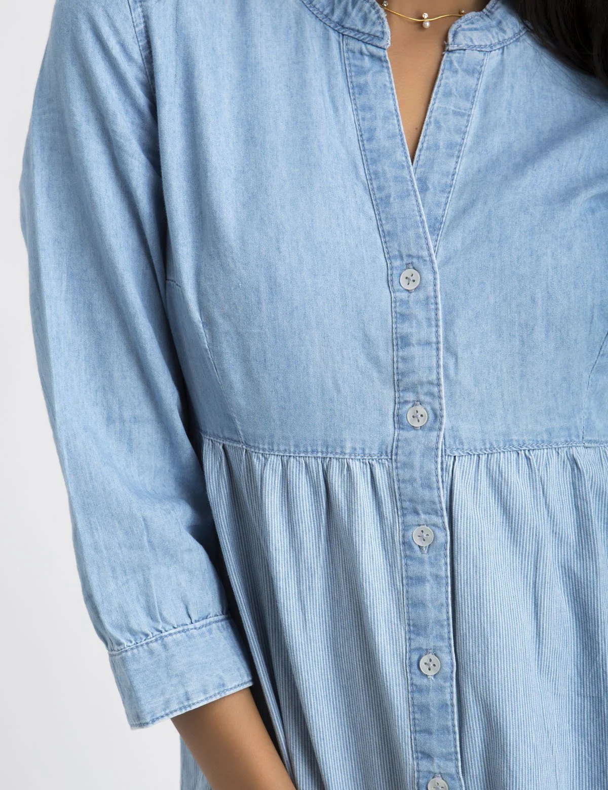 DENIM COLORBLOCK PEPLUM SHIRT - Image 4