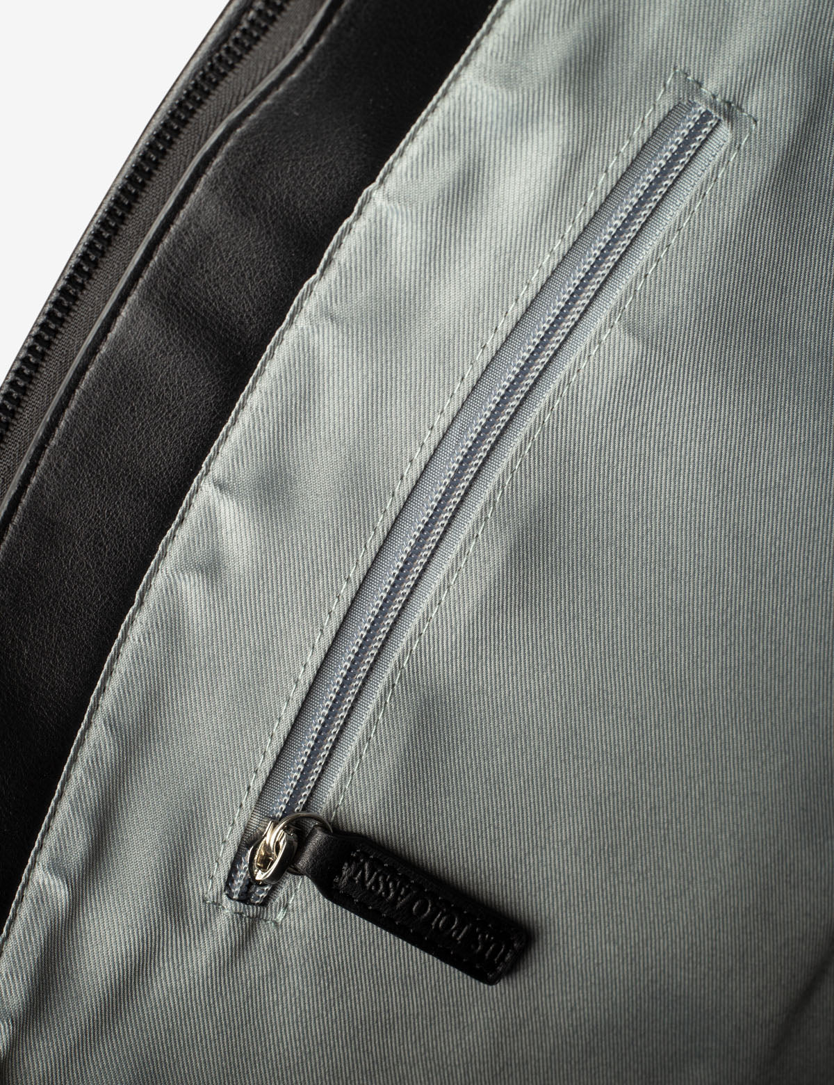 EMBOSSED LOGO TOTE BAG - Image 5