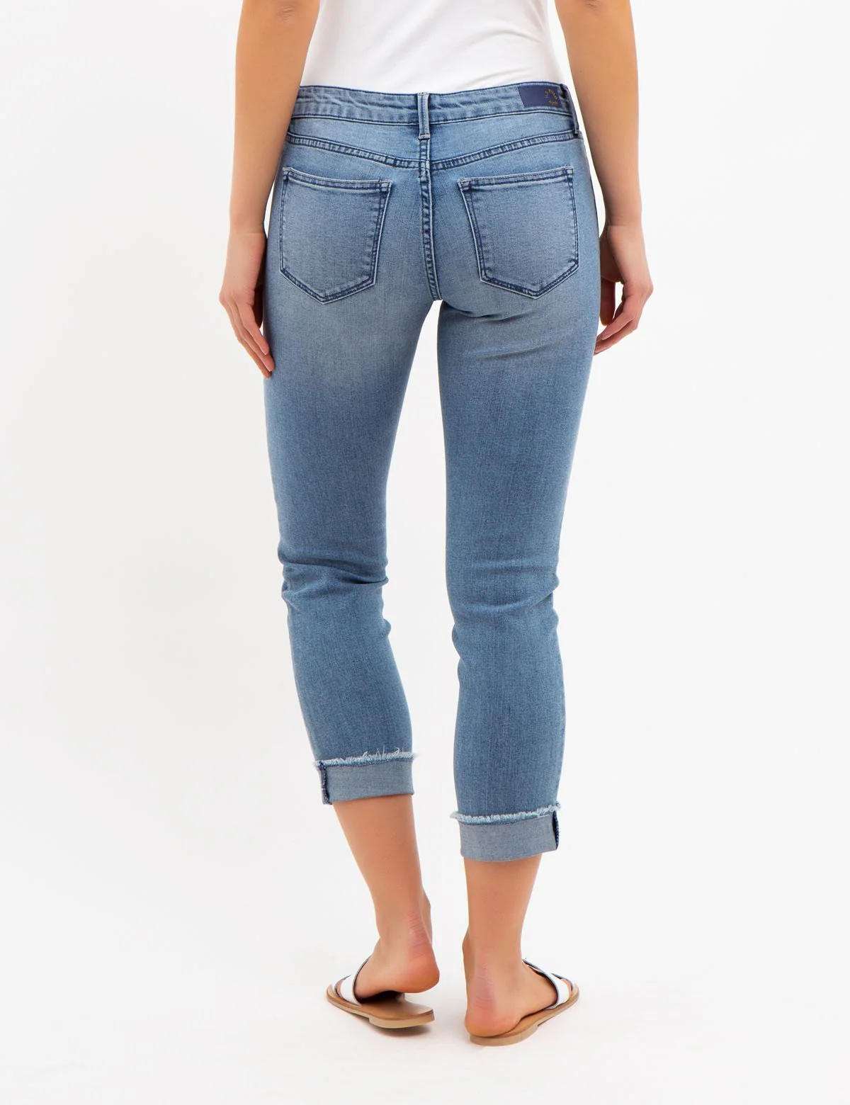 EMBROIDERED MID RISE RELAXED FIT JEANS - Image 5