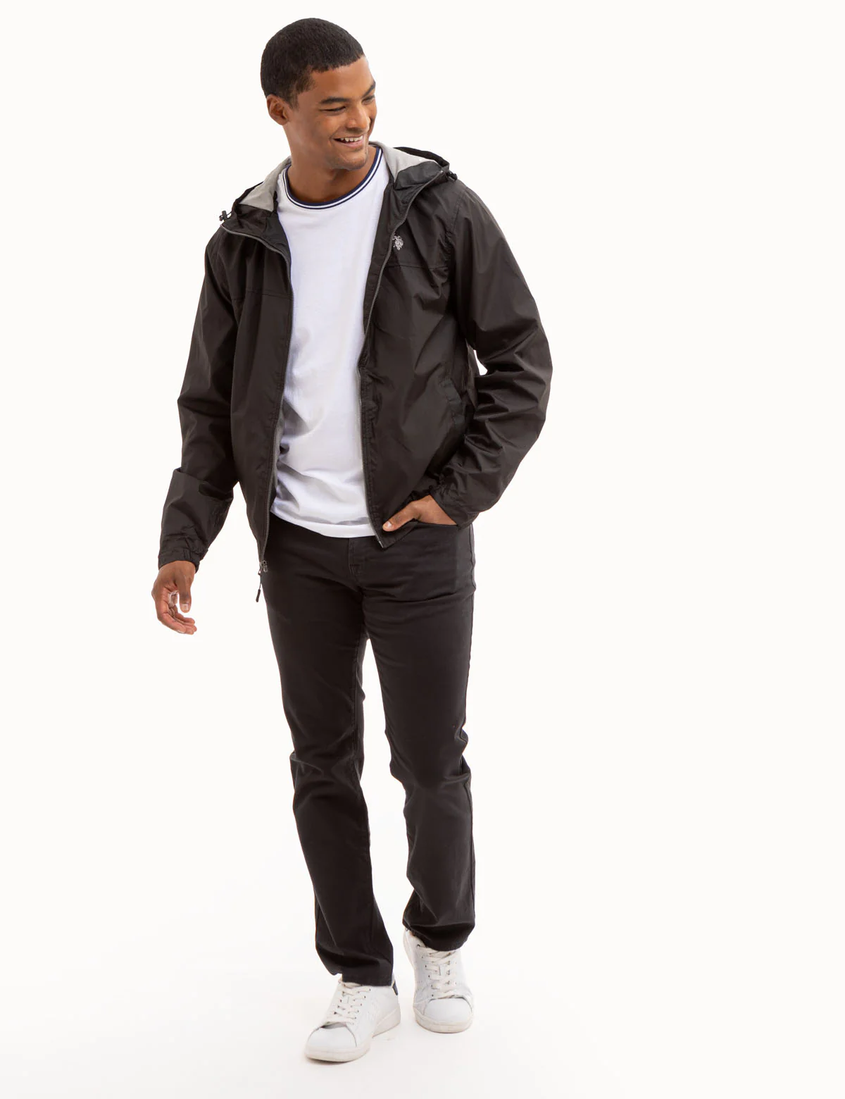 ESSENTIAL HOODED WINDBREAKER - Image 13