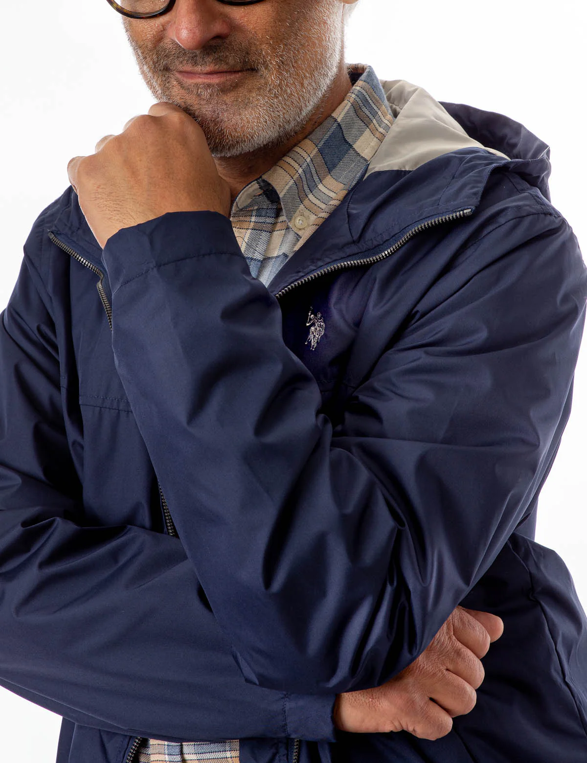 ESSENTIAL HOODED WINDBREAKER - Image 6