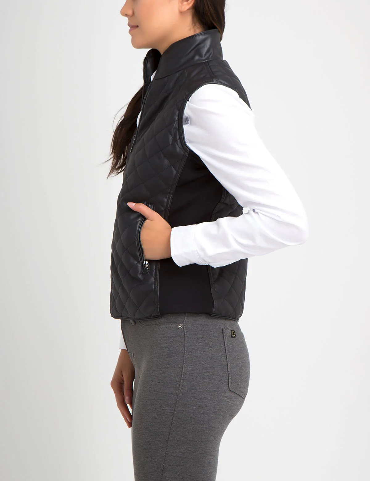 FAUX LEATHER QUILTED SIDE KNIT VEST - Image 8