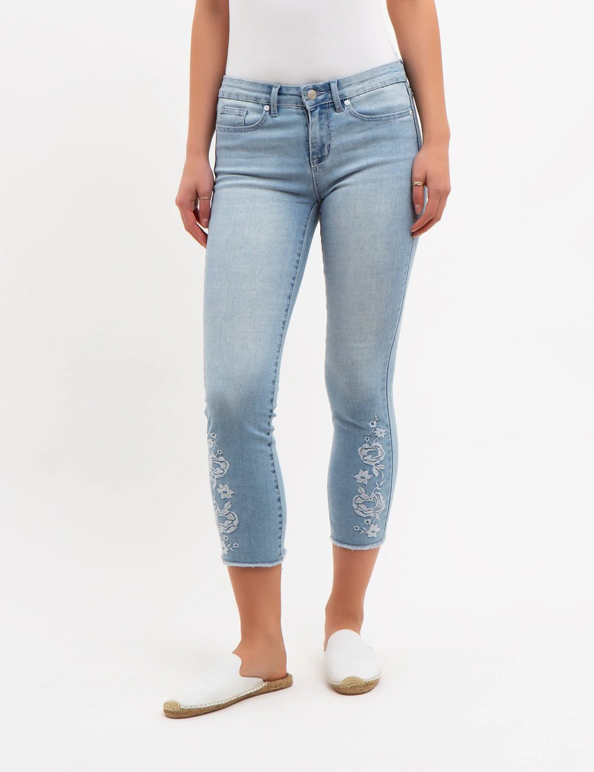 FLORAL EMBROIDERED MID RISE SLIM FIT JEANS - Image 5