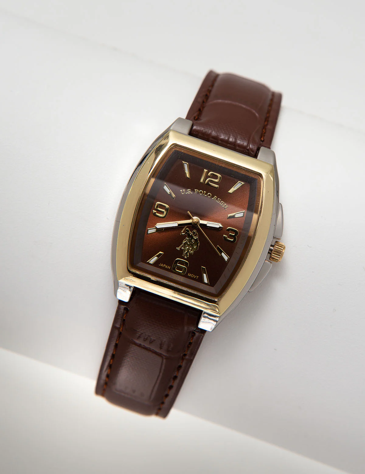 His and Hers Brown Strap Watch Set - Image 3