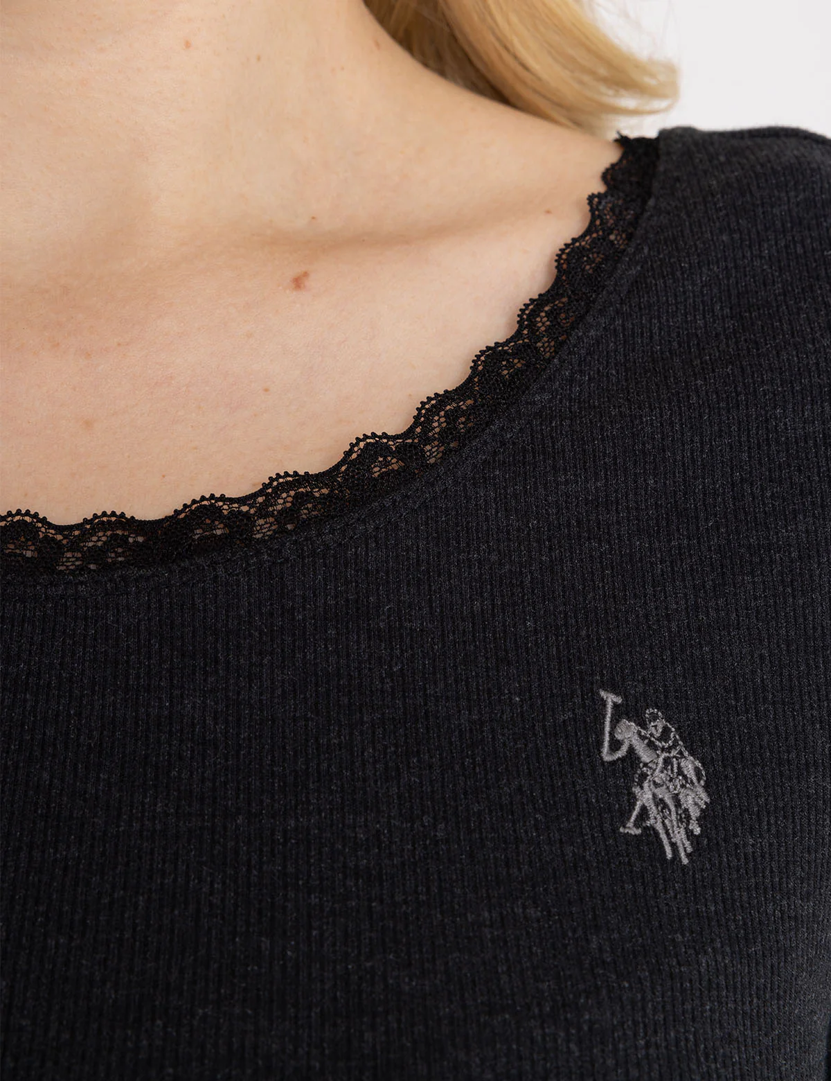 LACE TRIM SCOOP NECK RIB TOP - Image 7