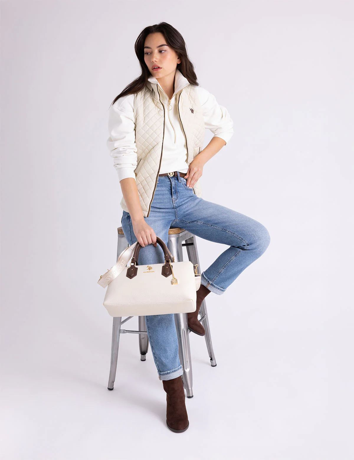LOCK CHAIN SATCHEL BAG WITH CROSSBODY STRAP - Image 10