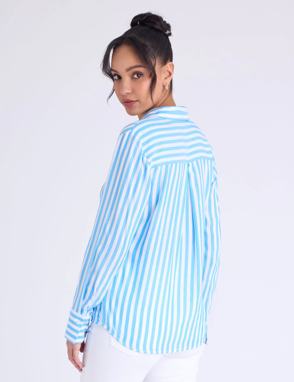LONG SLEEVE Y-NECK STRIPE SHIRT - Image 4