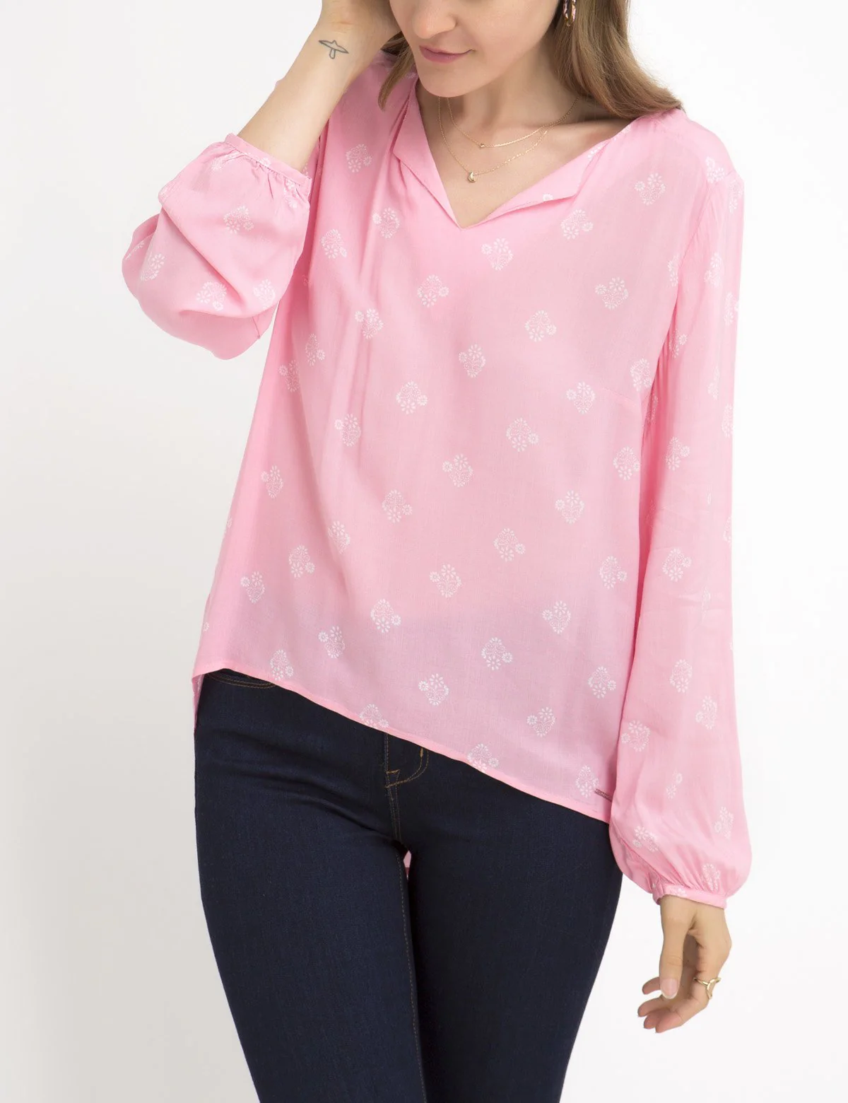 MEDALLION POPOVER SHIRT - Image 12
