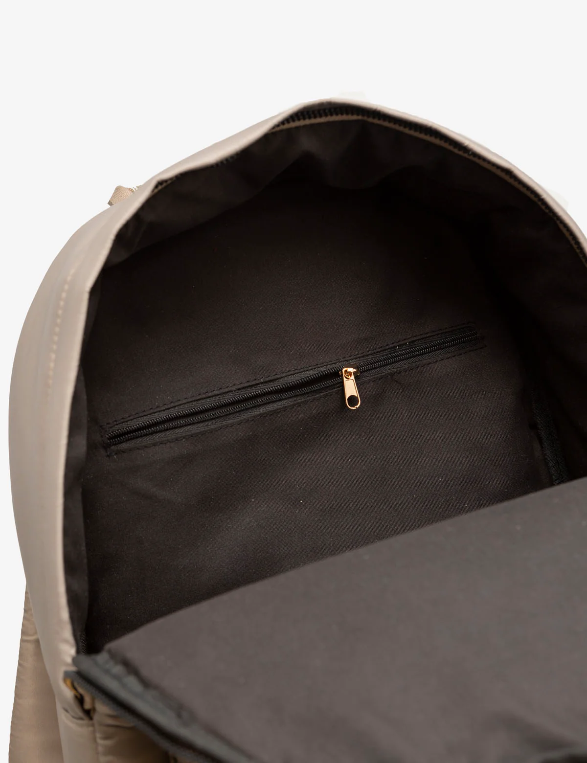 QUILTED NYLON BACKPACK - Image 9