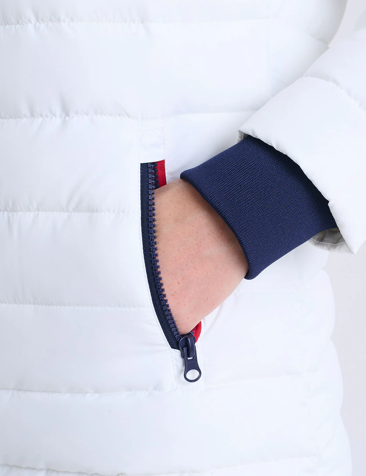 QUILTED SKI JACKET WITH HOOD - Image 5