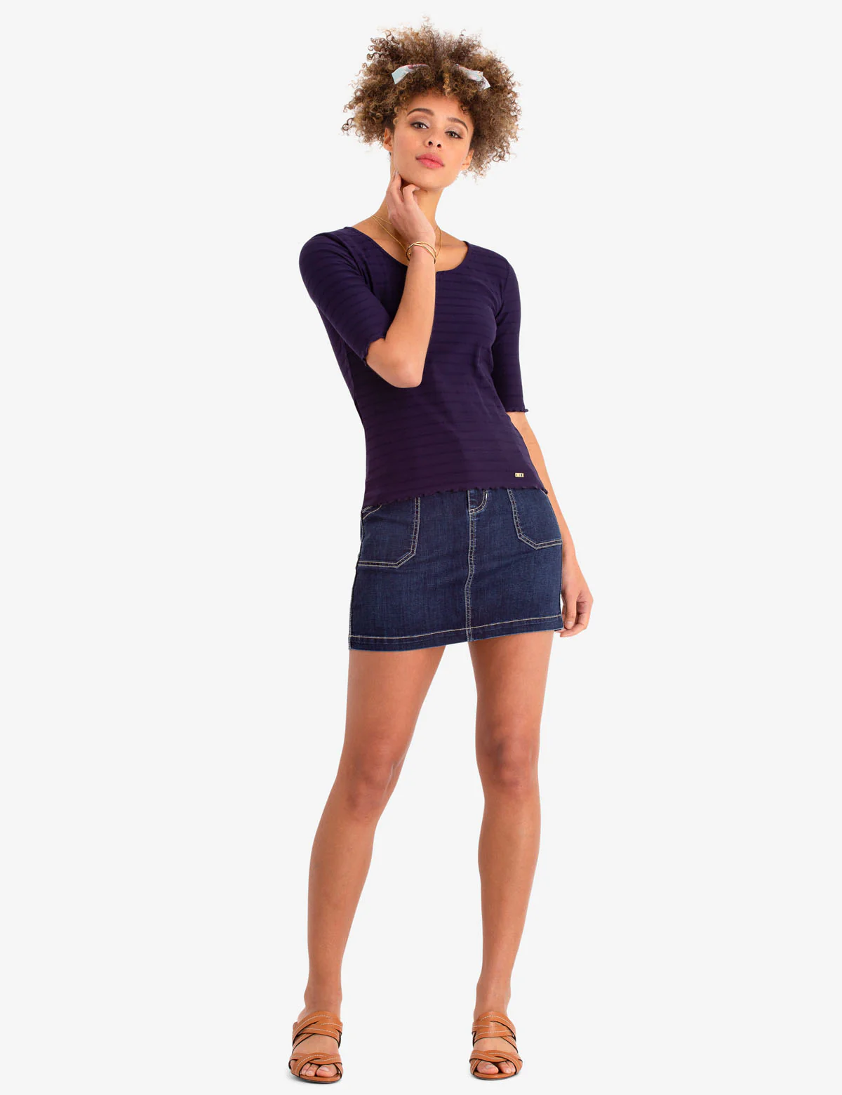 RUFFLE HEM V-NECK TOP - Image 2