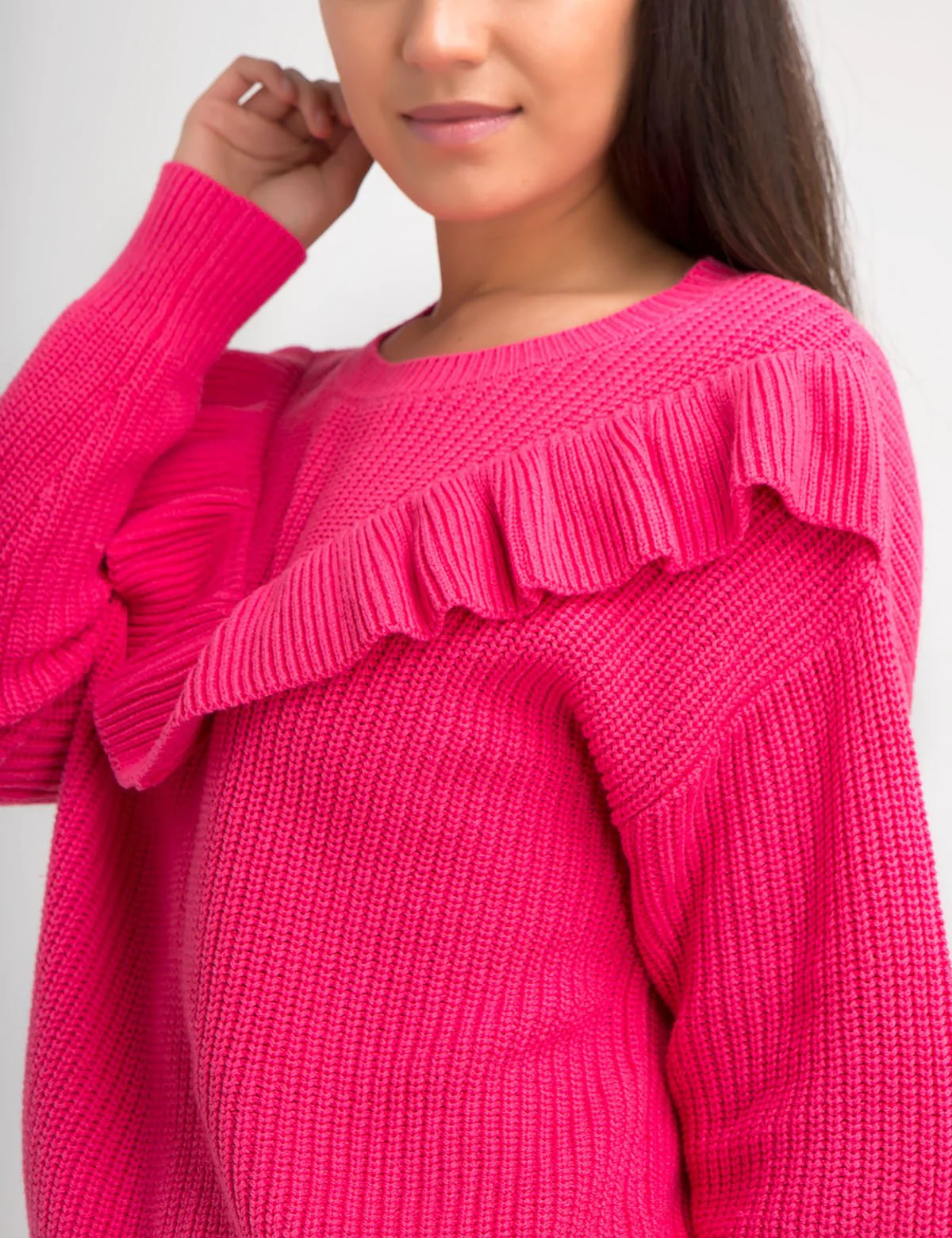 RUFFLE V-NECK SWEATER - Image 14