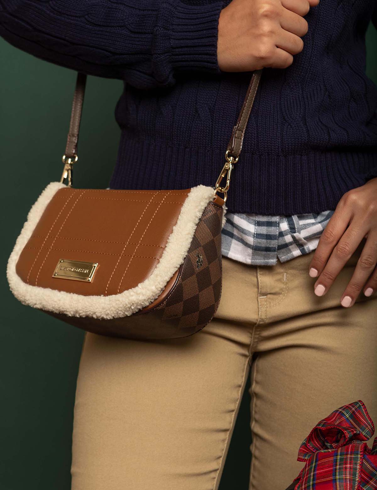 SHERPA DIAMOND CROSSBODY BAG - Image 7