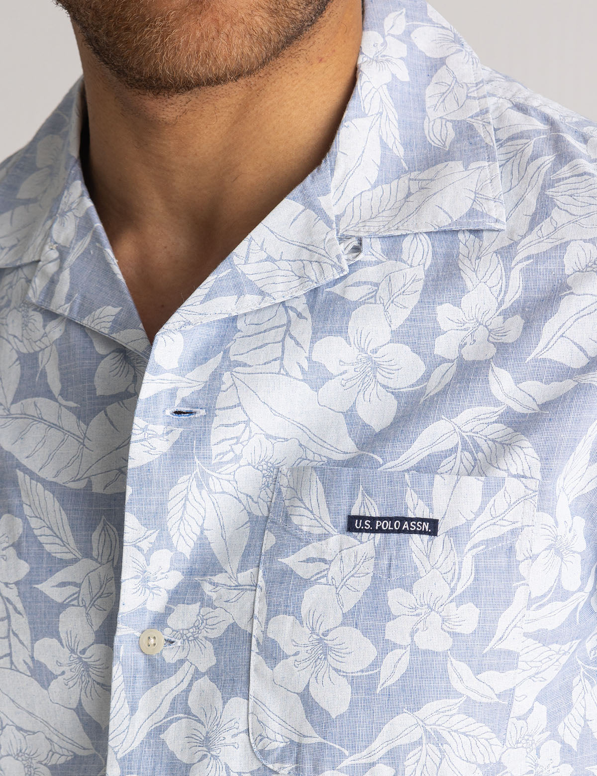 SHORT SLEEVE TROPICAL PRINT CAMP SHIRT - Image 4