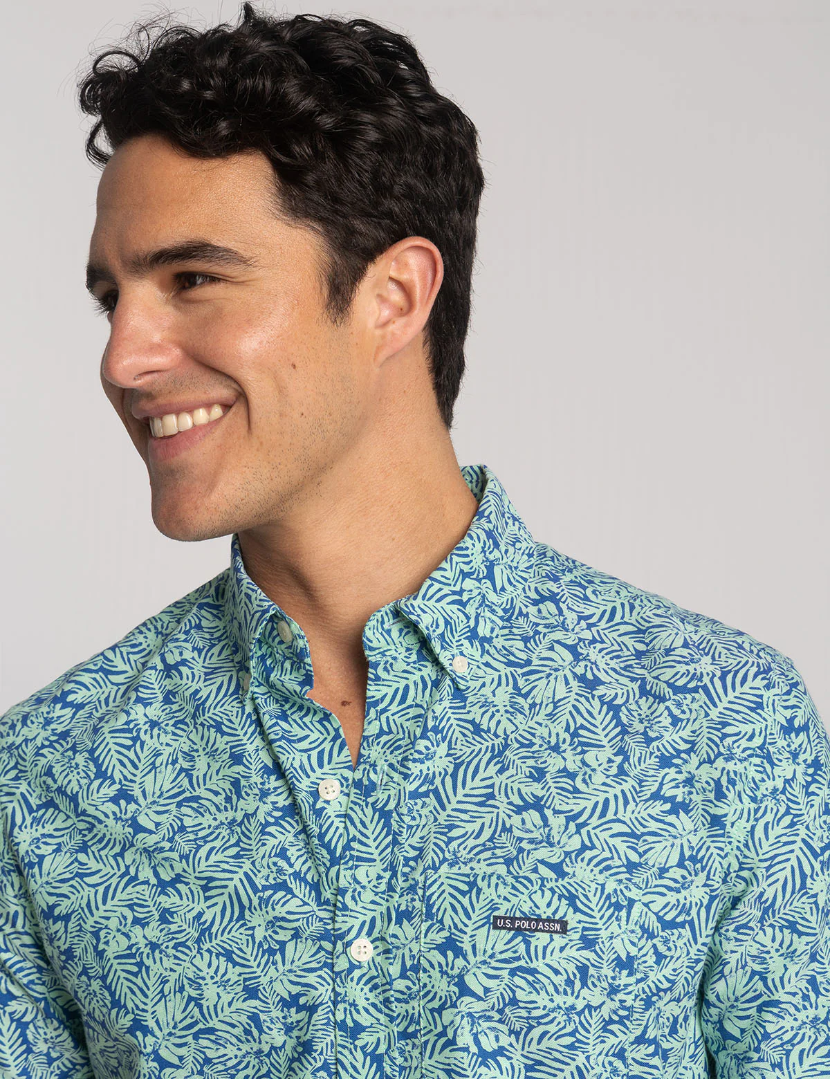 SHORT SLEEVE TROPICAL PRINT OXFORD SHIRT - Image 3