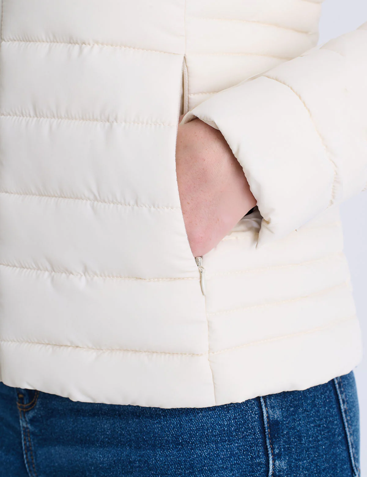 SIGNATURE STRIPE PUFFER JACKET WITH HOOD - Image 11