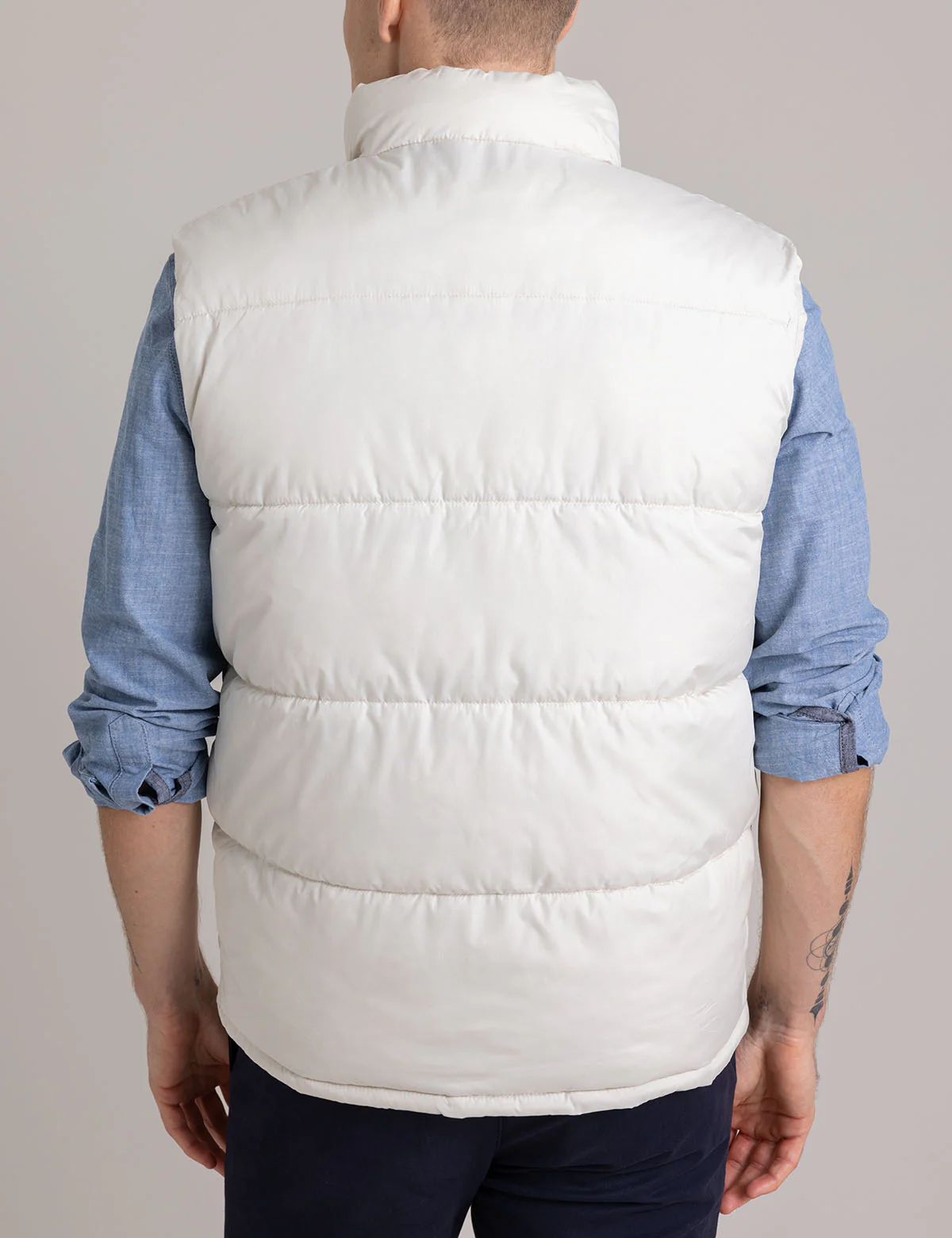 SIGNATURE VEST - Image 5