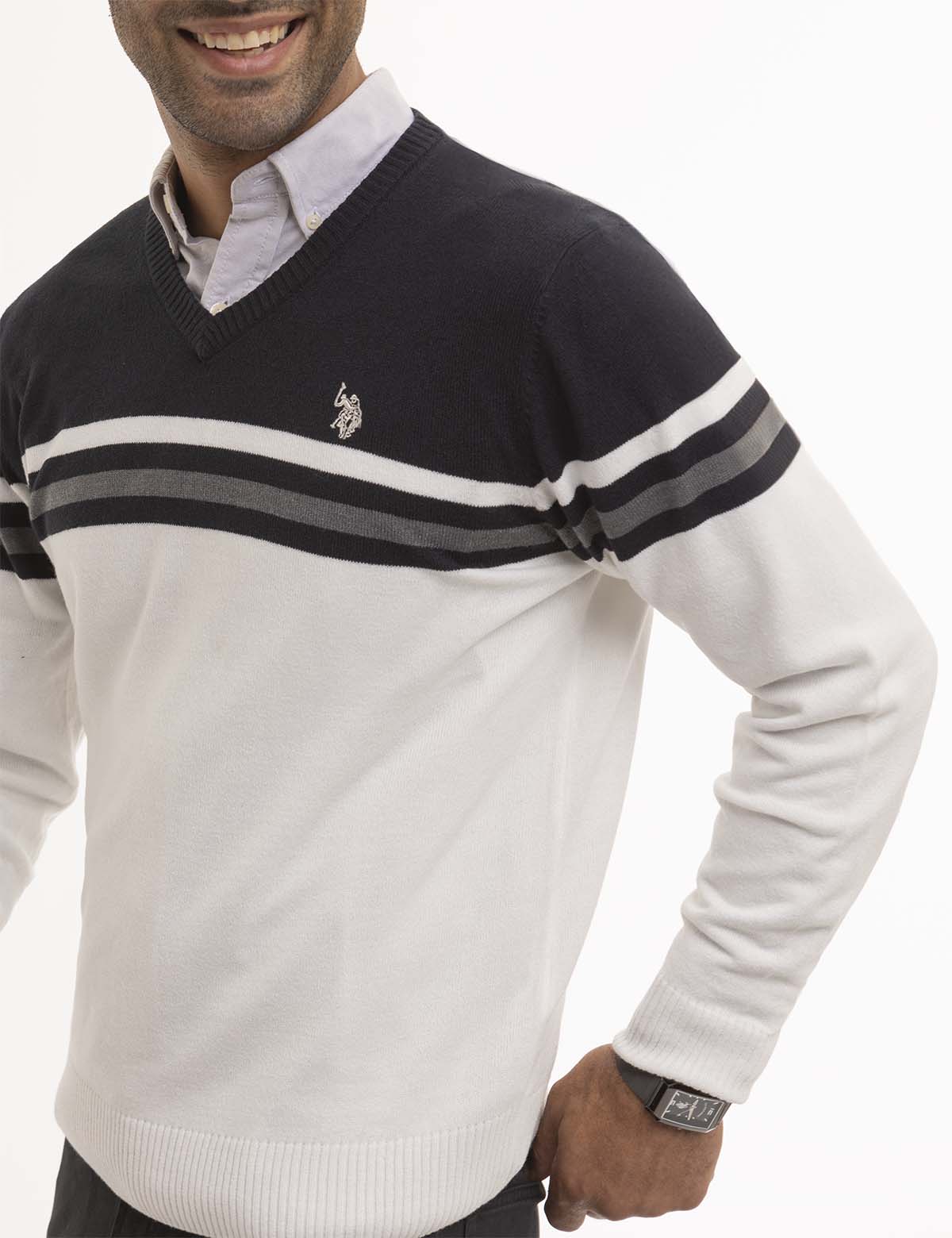 SOFT ENGINEERED STRIPE V-NECK SWEATER - Image 3