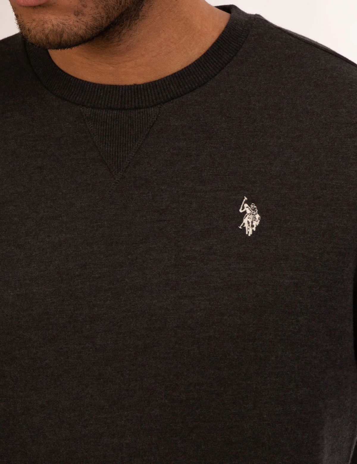 SOLID CREW NECK SWEATSHIRT - Image 10