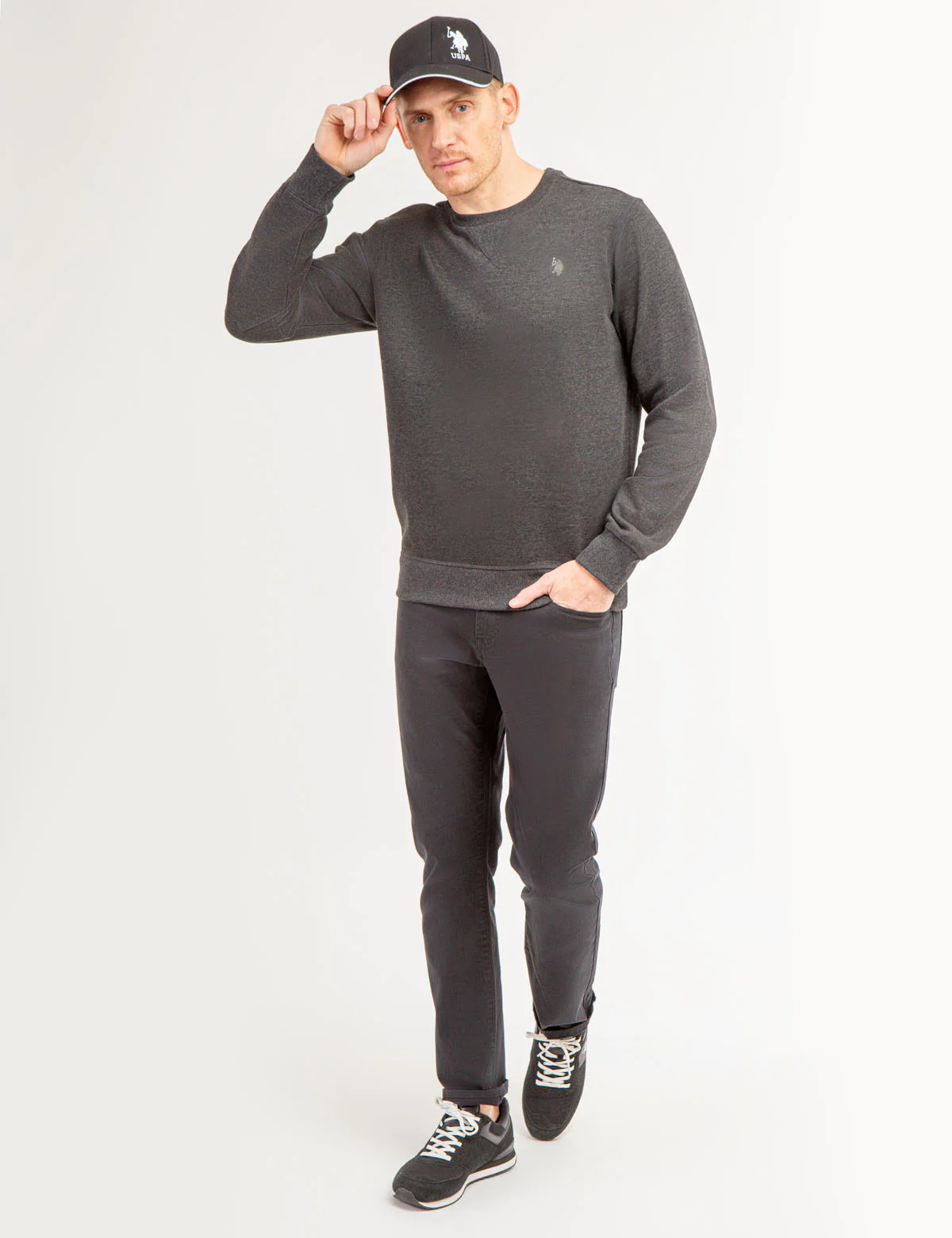 SOLID CREW NECK SWEATSHIRT - Image 2