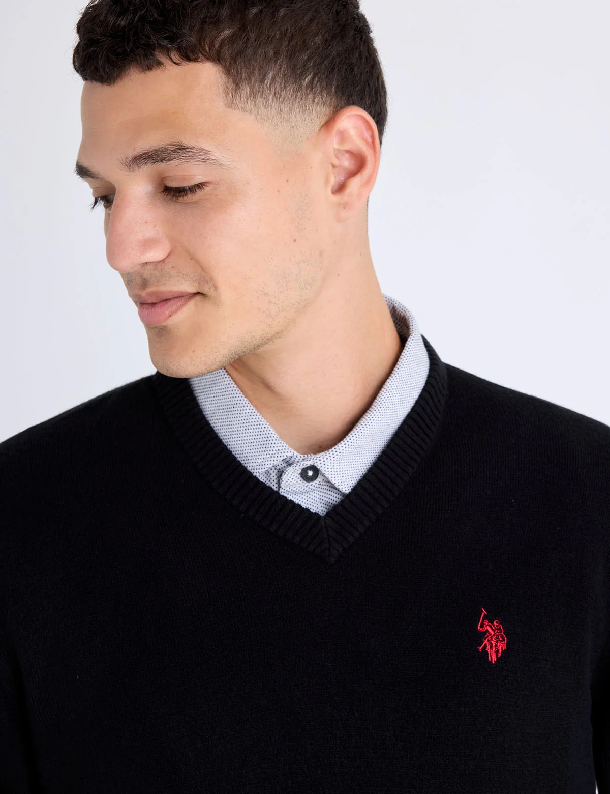 SOLID V-NECK SWEATER - Image 17