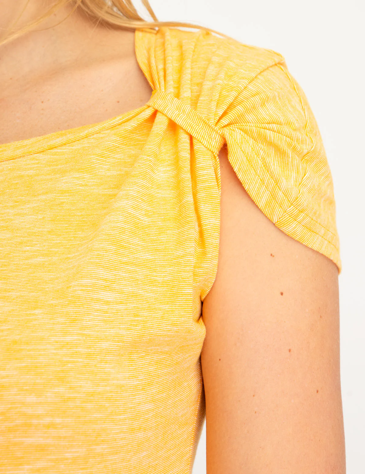 SPACE DYE TIE SLEEVE TOP - Image 7