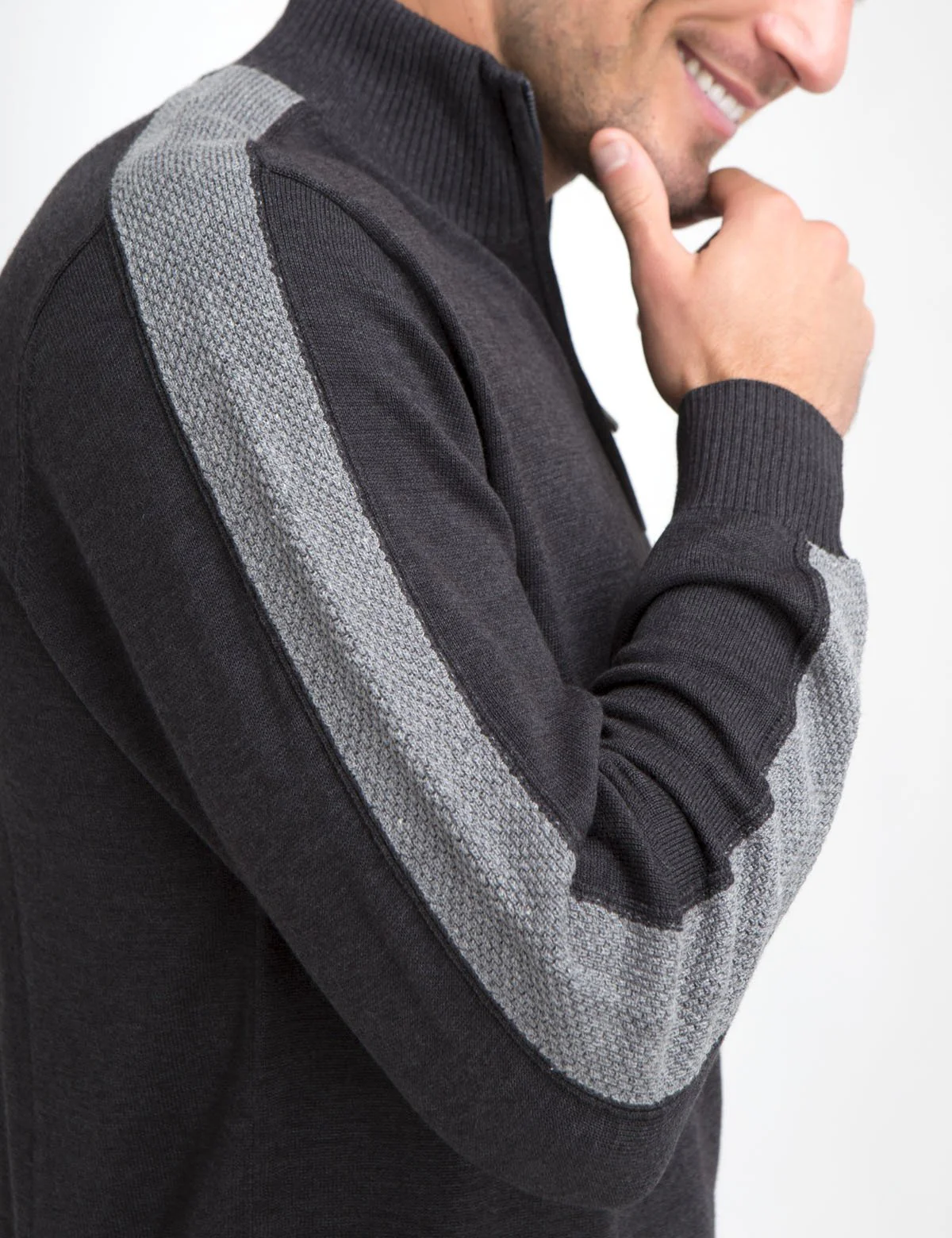 STRETCH 1/4 ZIP SWEATER - Image 4