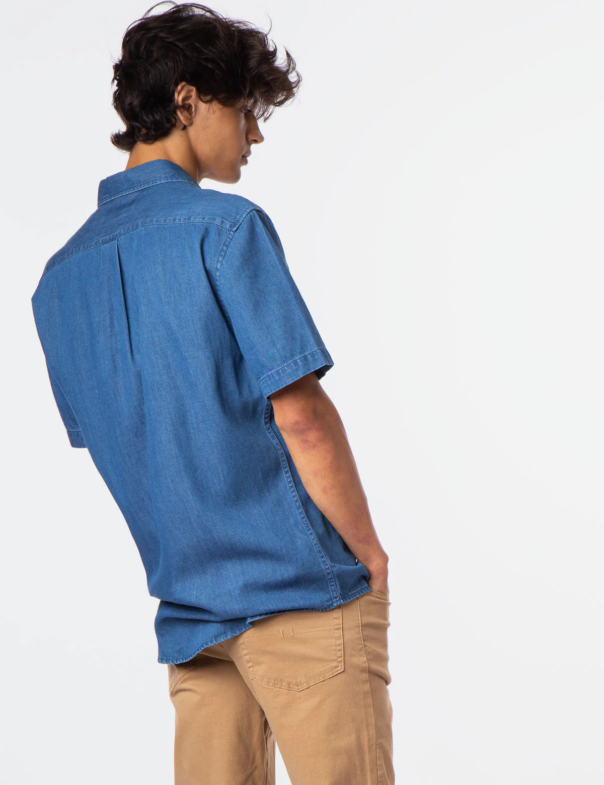 LIGHT WASH SLIM DENIM SHIRT - Image 9