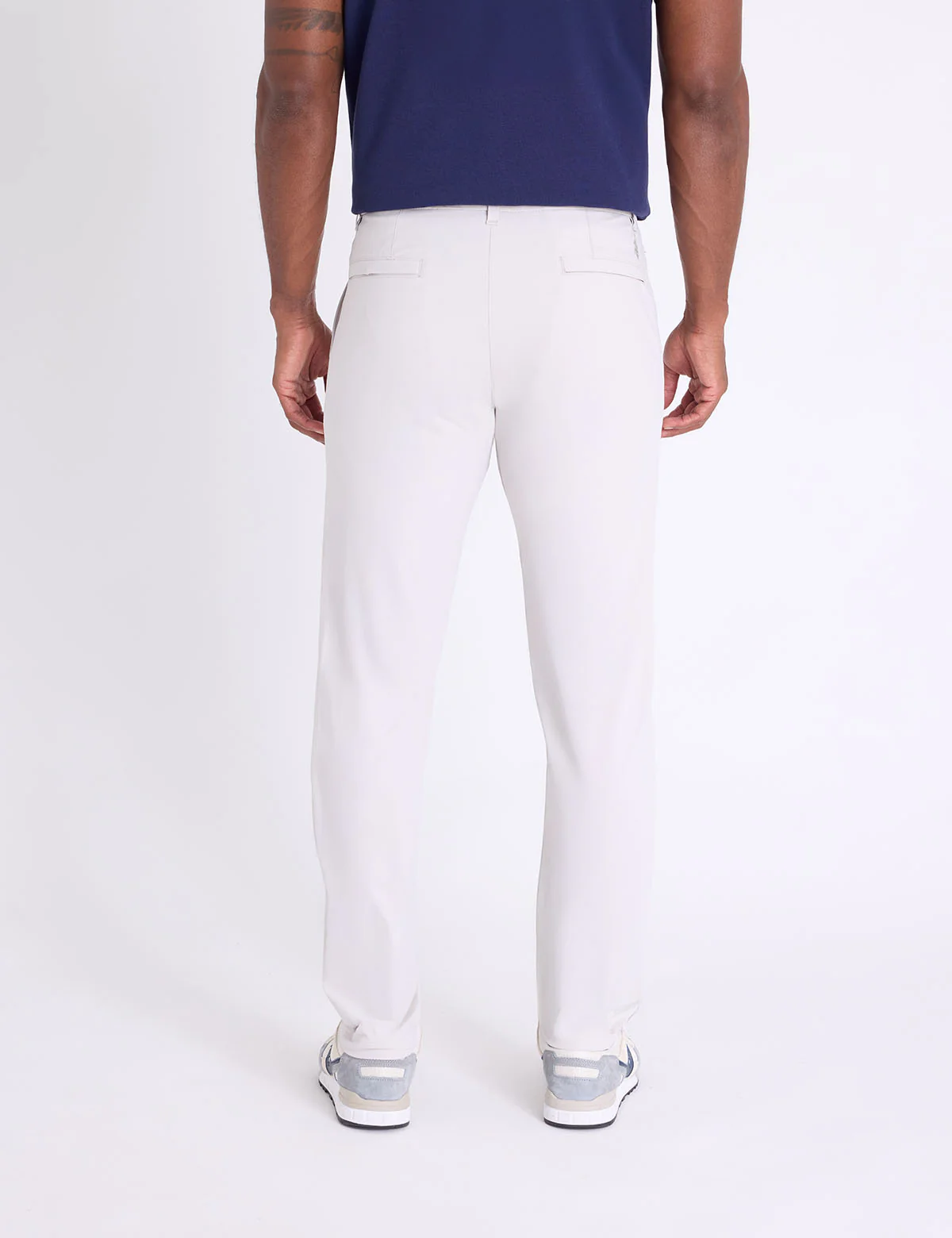 STRETCH TECH PANT WITH ZIPPER POCKETS - Image 4