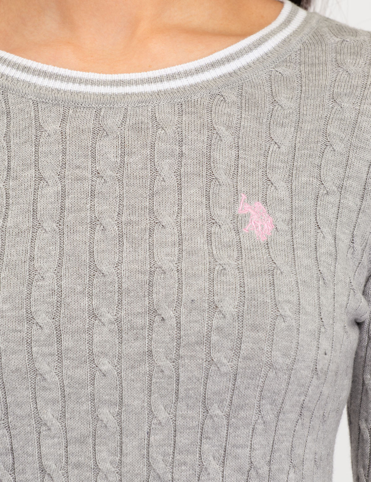 TIPPED CABLE CREW NECK SWEATER - Image 12
