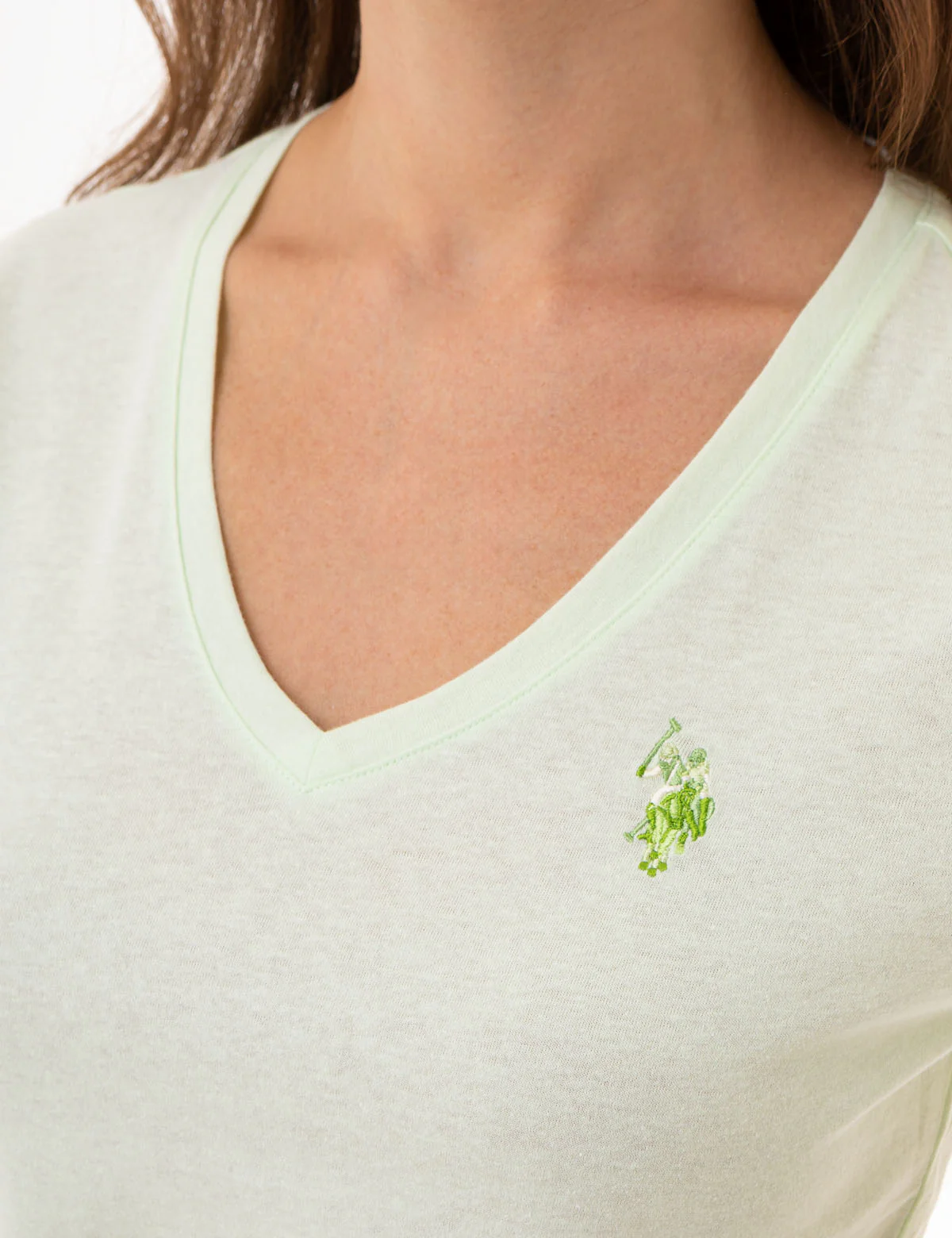 TONAL V-NECK T-SHIRT - Image 12