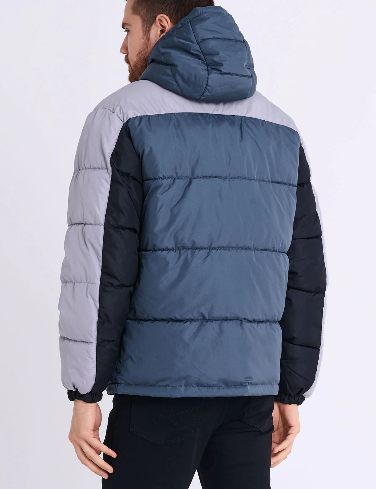 TRI COLOR BLOCK HOODED PUFFER JACKET - Image 23