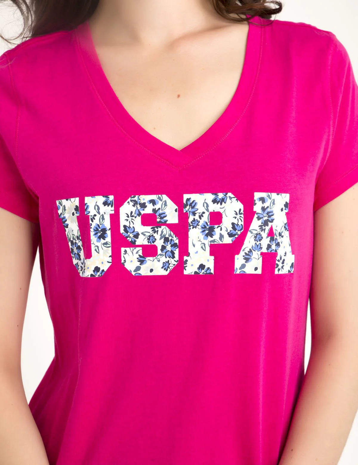 USPA FLORAL V-NECK T-SHIRT - Image 10